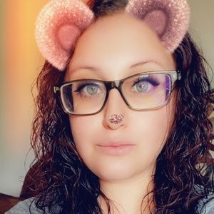 Meet your Posher, Araceli